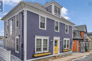 House for Sale, 208 Pelham Street, Lunenburg, NS