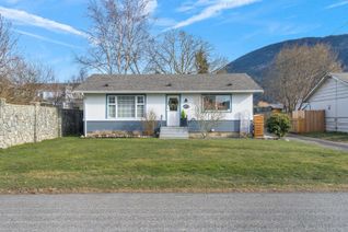 Ranch-Style House for Sale, 4372 Cypress Street, Chilliwack, BC