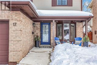 Detached House for Sale, 17 Parkway Place, Dundas, ON