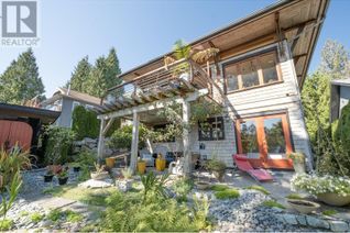 House for Sale, 557 Central Avenue, Gibsons, BC