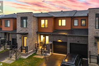 Freehold Townhouse for Sale, 137 Turnberry Lane, Barrie, ON