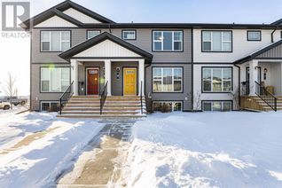 Freehold Townhouse for Sale, 5 Arlen Close, Blackfalds, AB