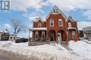 Freehold Townhouse for Sale, 42 Niagara Street, St. Catharines, ON