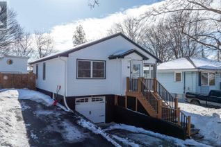 Bungalow for Sale, 98 Russell Street, Dartmouth, NS