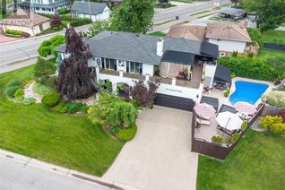 House for Sale, 100 Centennial Drive, Tecumseh, ON