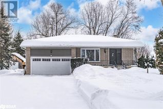 Detached House for Sale, 5853 Yonge Street, Innisfil, ON