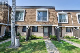 Townhouse for Sale, 2 Paradise Boulevard W #16, Ramara, ON