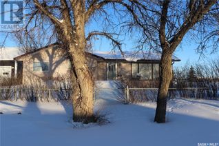 House for Sale, 111 4th Avenue S, Lucky Lake, SK