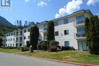 Property for Sale, 611 Macmillan Dr #205, Sayward, BC