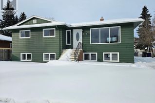 House for Sale, 513 Centre Street, Meadow Lake, SK