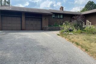 Bungalow for Rent, 101 Putting Green Crescent, Vaughan (Kleinburg), ON