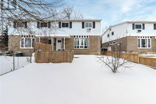 Condo Townhouse for Sale, 75 Metcalfe Crescent Unit# D, Brantford, ON