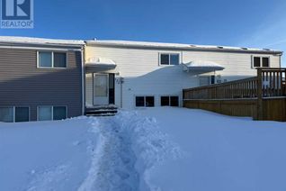 Freehold Townhouse for Sale, 121 Raven Place, Fort McMurray, AB