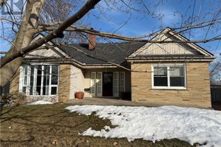 Bungalow for Sale, 34 Norwich Road, Stoney Creek, ON