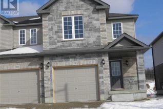 Freehold Townhouse for Sale, 12 Newstead Road, Brant (Paris), ON