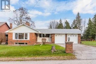 Property for Rent, 15 Valleyview Avenue, East Gwillimbury (Holland Landing), ON