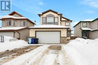 Detached House for Sale, 105 Mayflower Crescent, Fort McMurray, AB