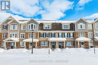 Freehold Townhouse for Sale, 19 Tight Court, Milton (1038 - WI Willmott), ON