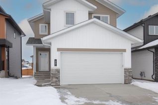 Detached House for Sale, 22 Palmer Circle, Blackfalds, AB