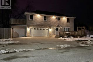 Detached House for Sale, 31 Whitwam Avenue, Leamington, ON