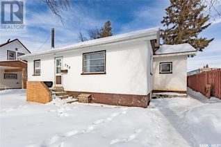 Bungalow for Sale, 738 Stadacona Street E, Moose Jaw, SK