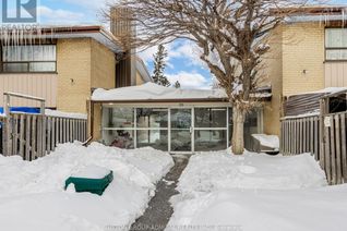 Freehold Townhouse for Rent, 20 Clement Road #14, Toronto (Willowridge-Martingrove-Richview), ON