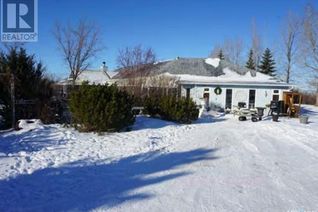 Bungalow for Sale, Mckennitt Acreage, Carnduff, SK