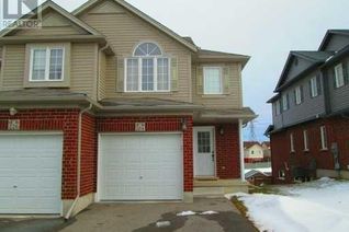 Townhouse for Rent, 224 Featherstone Crescent, Kitchener, ON