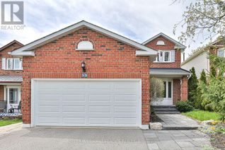 Property for Sale, 33 Moffat Crescent, Aurora (Aurora Heights), ON