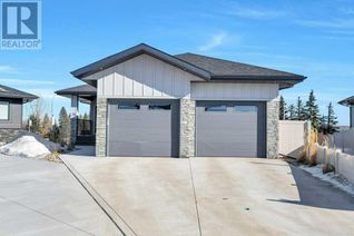 Property for Sale, 36 Meadow Close, Lacombe, AB