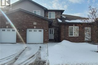 Townhouse for Rent, 2310 Algonquin Road Unit# 34, Sudbury, ON