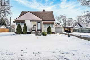 Detached House for Sale, 2426 Bernard Road, Windsor, ON