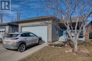 Detached House for Sale, 121 Heritage Circle W, Lethbridge, AB