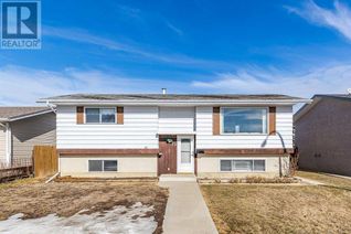 Detached House for Sale, 28 Rossdale Street Se, Medicine Hat, AB