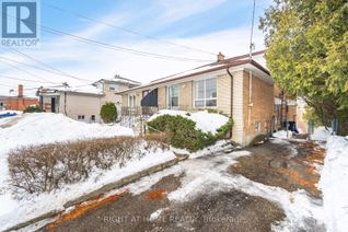 Semi-Detached House for Sale, 193 Giltspur Drive, Toronto (Glenfield-Jane Heights), ON