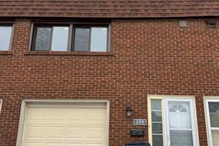 Townhouse for Rent, 256 Sprucewood Court N, Toronto (L'Amoreaux), ON