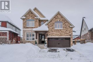 Detached House for Sale, 213 Tremaine Crescent, Kitchener, ON