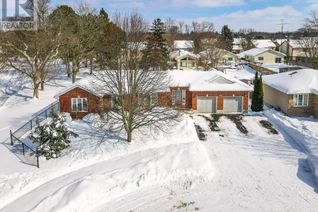 Bungalow for Sale, 99 Fraserwood Court, Cambridge, ON