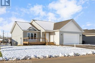 Bungalow for Sale, 454 Gaspé Street, Dieppe, NB