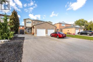 Semi-Detached House for Sale, 36 Brougham Drive, Vaughan (East Woodbridge), ON