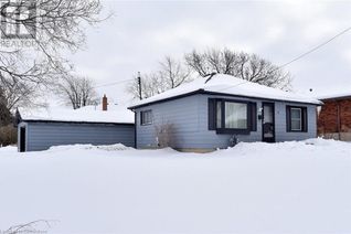 Bungalow for Sale, 3 Maitland Avenue, Hamilton, ON