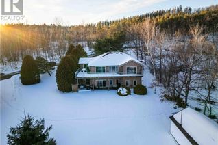 Detached House for Sale, 3 Uphill Road, Greater Sudbury, ON