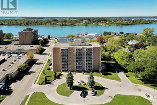 Condo Apartment for Sale, 120 Pickering Drive #607, Amherstburg, ON