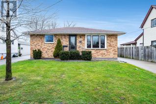 Ranch-Style House for Sale, 13 Wilkinson Dr, Leamington, ON