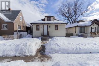 Detached House for Sale, 224 F Avenue N, Saskatoon, SK