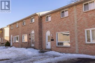 Condo Townhouse for Sale, 44 Rosemund Crescent, Kingston (West of Sir John A. Blvd), ON