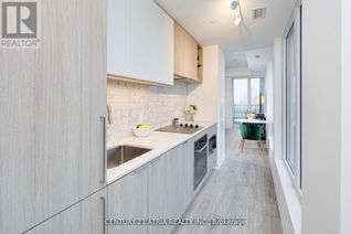 Property for Sale, 2020 Bathurst Street #1820, Toronto (Humewood-Cedarvale), ON