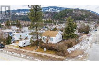 Property for Sale, 302 9th Avenue, Castlegar, BC