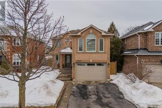 Detached House for Sale, 2229 Fourth Line, Oakville, ON