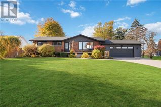 Bungalow for Sale, 3735 Egremont Road, Plympton-Wyoming, ON